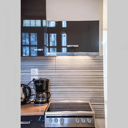 Yellow Geranium Apartament Salonic